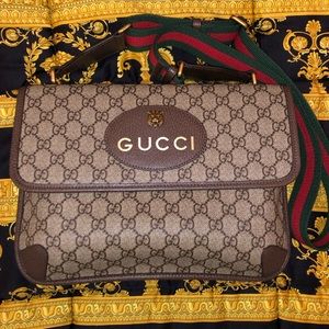 Gucci Crossbody Bag🐯